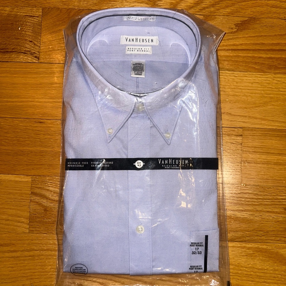NWT Van Heusen Pinpoint Oxford Grain Button Down Long Sleeve Blue 17 32/33